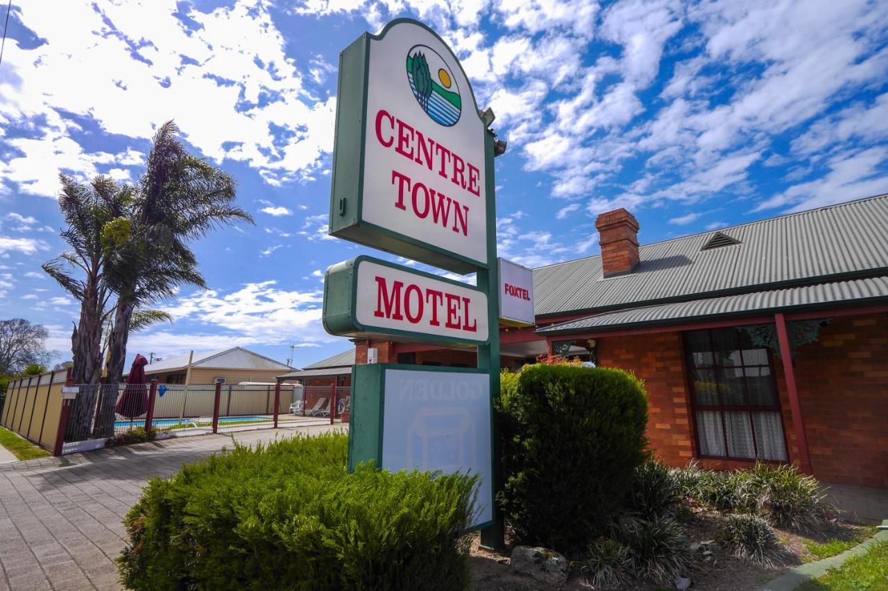 Centre Town Motel Нагамби Экстерьер фото